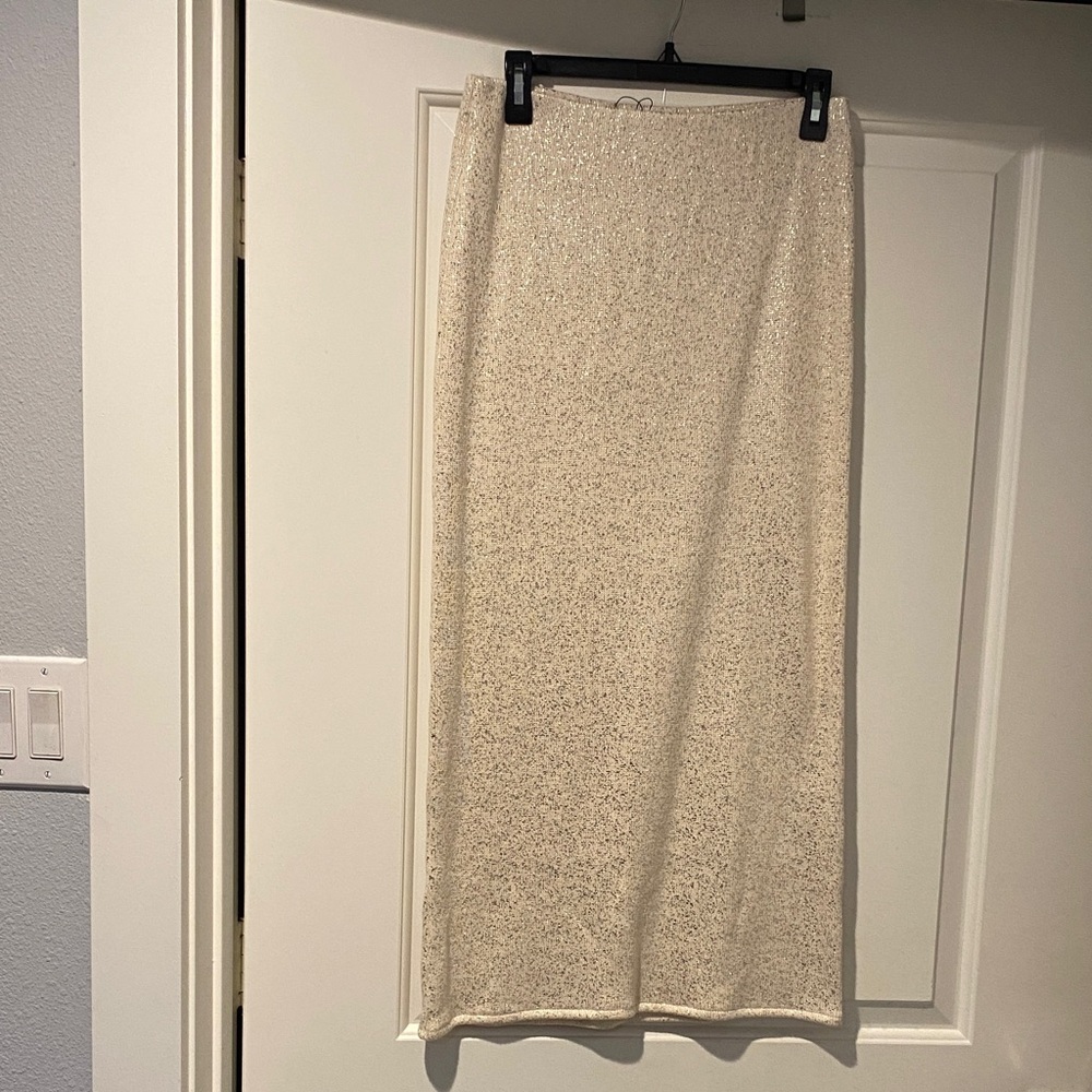 NWT Ivory Cream Pencil Knit Midi Skirt w/gold speckle design